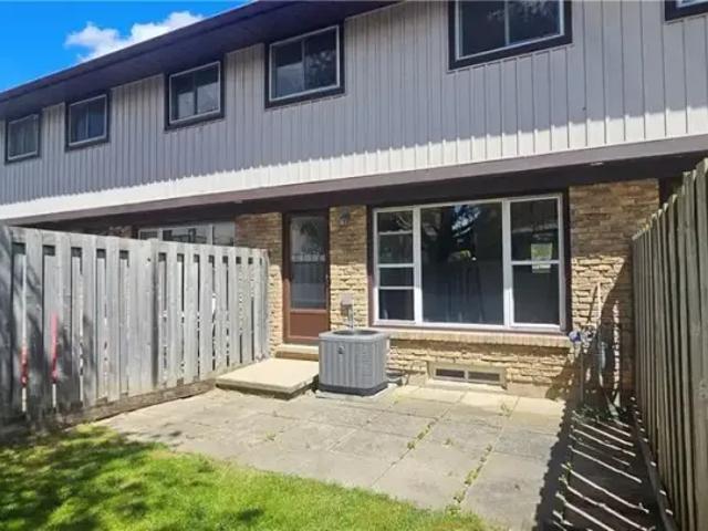 For Rent 3 Bedroom Townhouse Cambridge ON DLS102306696