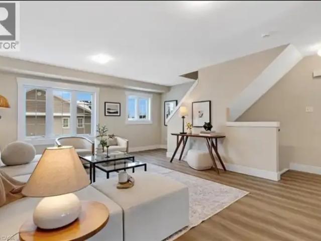 For Rent 3 Bedroom Townhouse Cambridge ON DS101948463