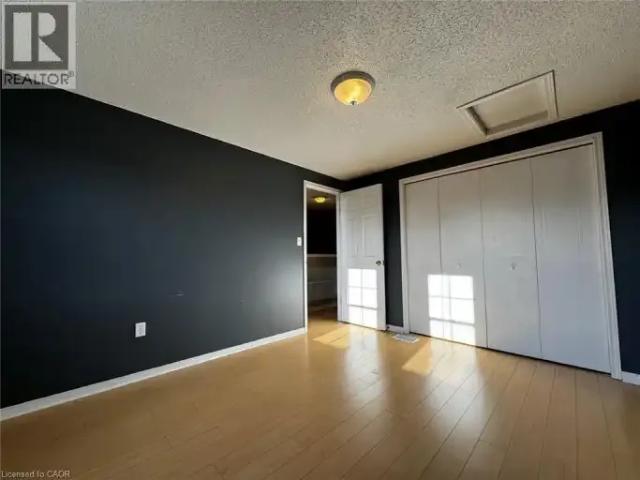 For Rent 3 Bedroom Townhouse Cambridge ON DS102578753