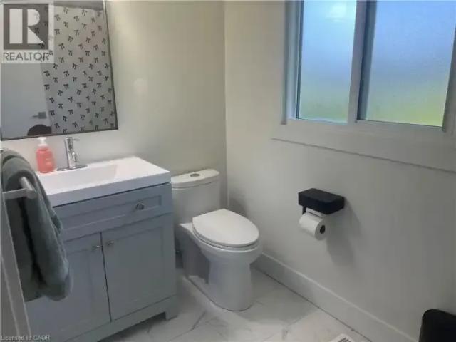 For Rent 3 Bedroom Townhouse Cambridge ON DS103011921