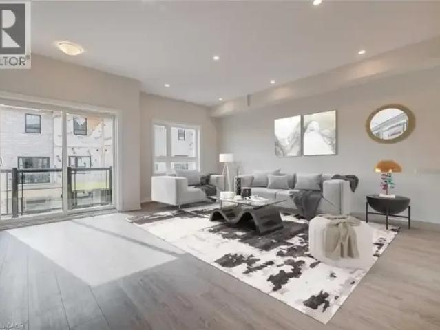 For Rent 3 Bedroom Townhouse Cambridge ON DS103380031