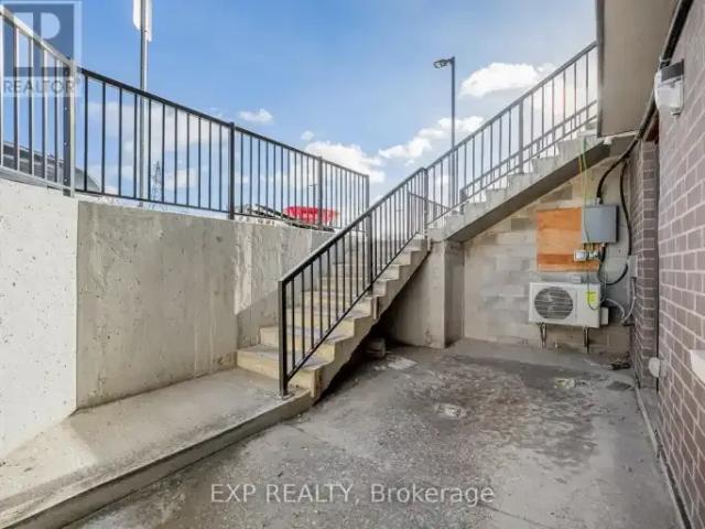 For Rent 3 Bedroom Townhouse Cambridge ON DS103611942