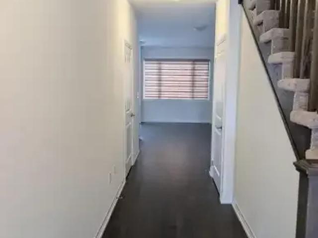 For Rent 3 Bedroom Townhouse Cambridge ON DS104876979