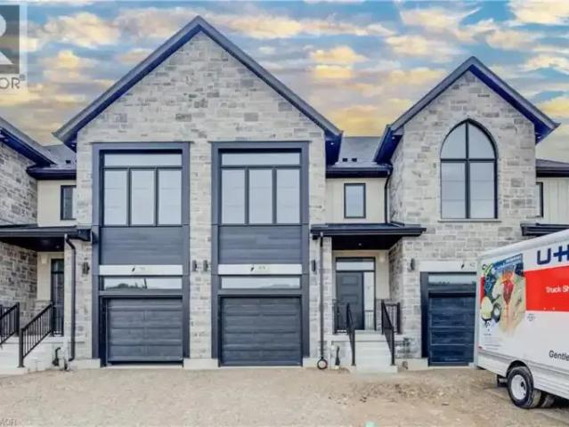 For Rent 3 Bedroom Townhouse Cambridge ON DS105198709