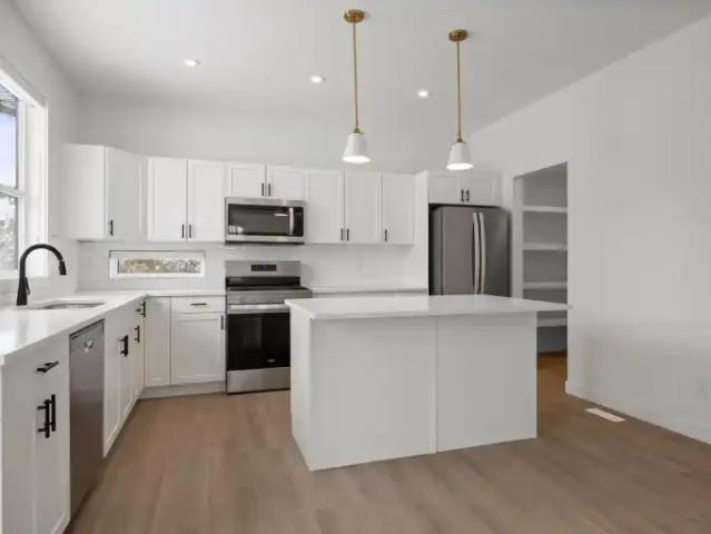 For Rent 3 Bedroom Townhouse Edmonton AB DLS101042583
