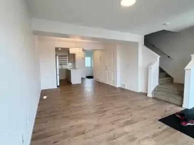 For Rent 3 Bedroom Townhouse Edmonton AB DLS102052451