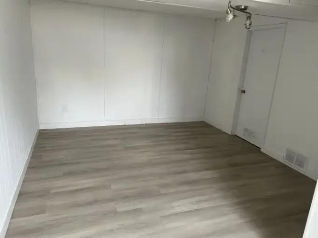 For Rent 3 Bedroom Townhouse Edmonton AB DLS102113822