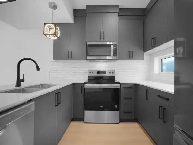 For Rent 3 Bedroom Townhouse Edmonton AB DLS102847014