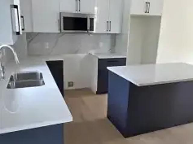 For Rent 3 Bedroom Townhouse Edmonton AB DLS103011792