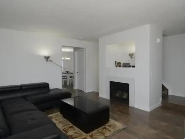 For Rent 3 Bedroom Townhouse Edmonton AB DLS103030620