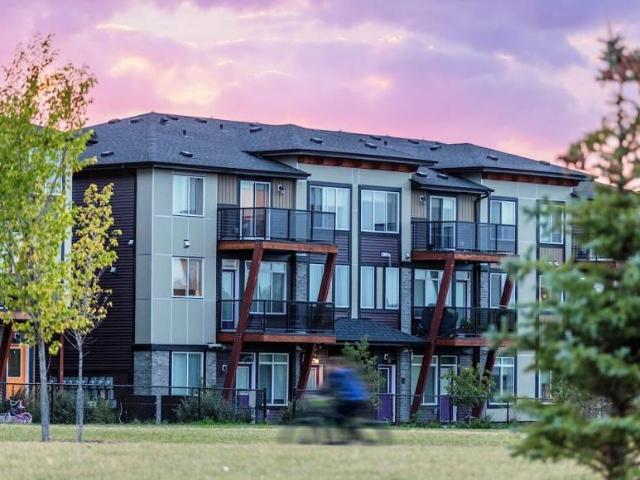 For Rent 3 Bedroom Townhouse Edmonton AB DLS98311902