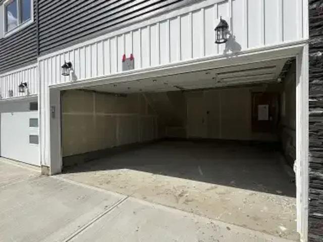For Rent 3 Bedroom Townhouse Edmonton AB DS104179268