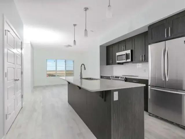 For Rent 3 Bedroom Townhouse Edmonton AB DS104182071