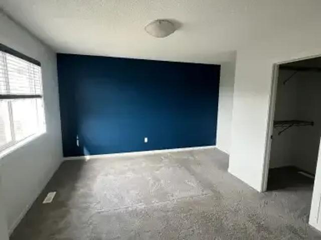 For Rent 3 Bedroom Townhouse Edmonton AB DS104257154