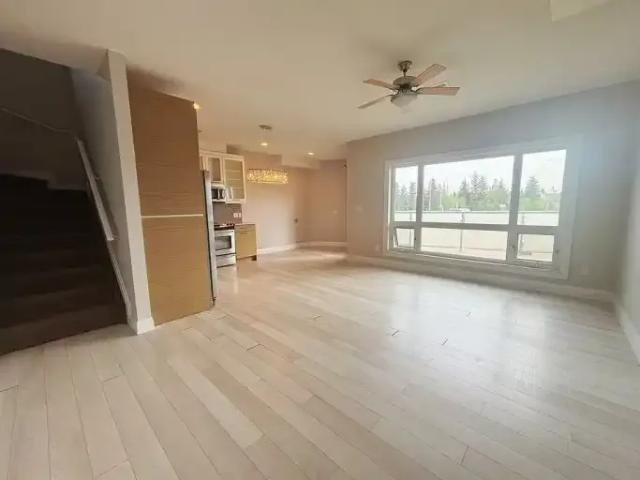 For Rent 3 Bedroom Townhouse Edmonton AB DS104535482