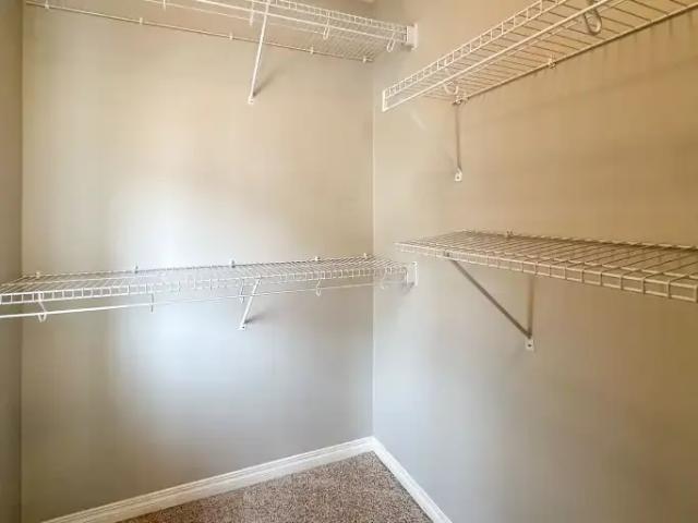 For Rent 3 Bedroom Townhouse Edmonton AB DS104598089