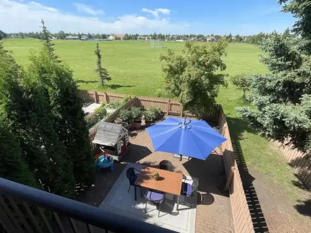For Rent 3 Bedroom Townhouse Edmonton AB DS104782686