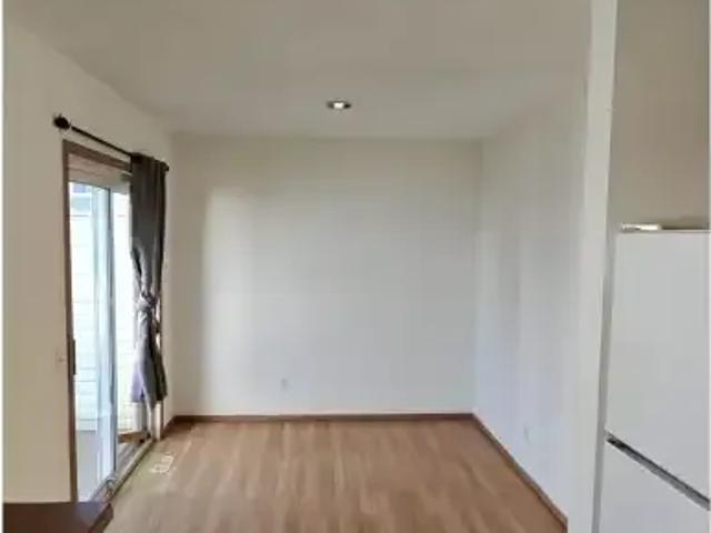 For Rent 3 Bedroom Townhouse Edmonton AB DS104841979