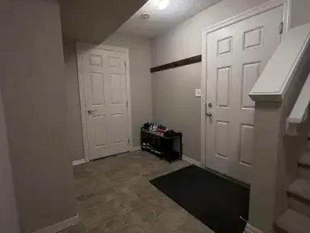 For Rent 3 Bedroom Townhouse Edmonton AB DS105071797