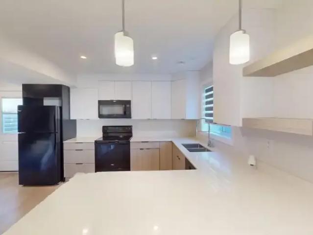 For Rent 3 Bedroom Townhouse Edmonton AB DS105135637