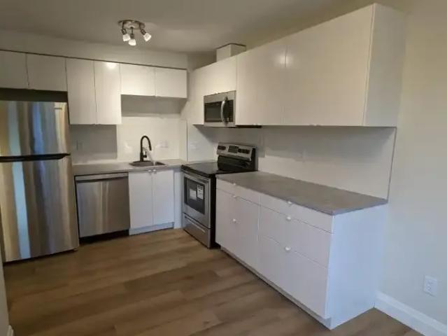 For Rent 3 Bedroom Townhouse Edmonton AB DS102578678