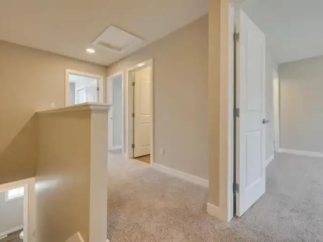 For Rent 3 Bedroom Townhouse Edmonton AB DS94359133