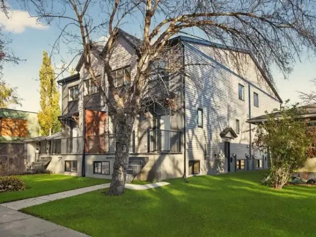 For Rent 3 Bedroom Townhouse Edmonton AB DS97267689