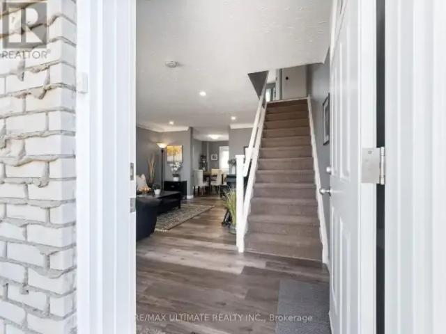 For Rent 3 Bedroom Townhouse Fort Erie ON DS102578765
