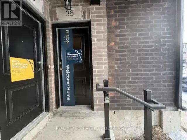 For Rent 3 Bedroom Townhouse Guelph ON DS100941098