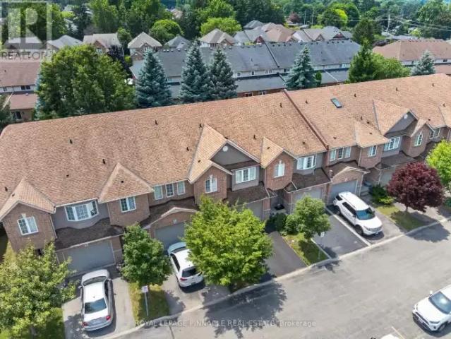 For Rent 3 Bedroom Townhouse Grimsby ON DS103695217
