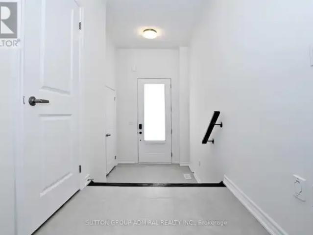 For Rent 3 Bedroom Townhouse Innisfil ON DLS101827763