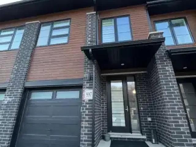 For Rent 3 Bedroom Townhouse Kitchener ON DLS101789820