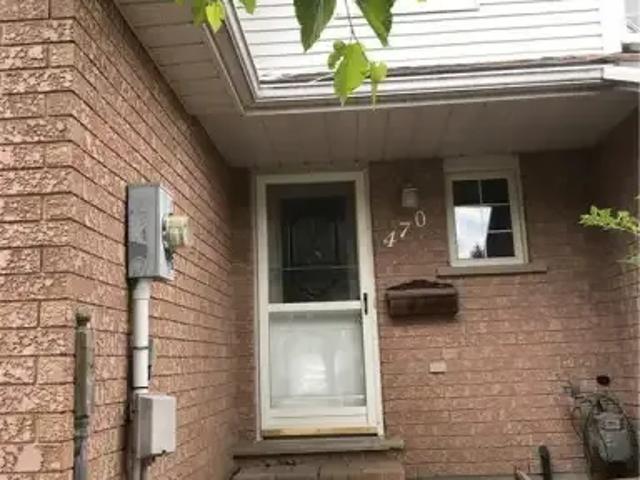 For Rent 3 Bedroom Townhouse Kitchener ON DLS101948486