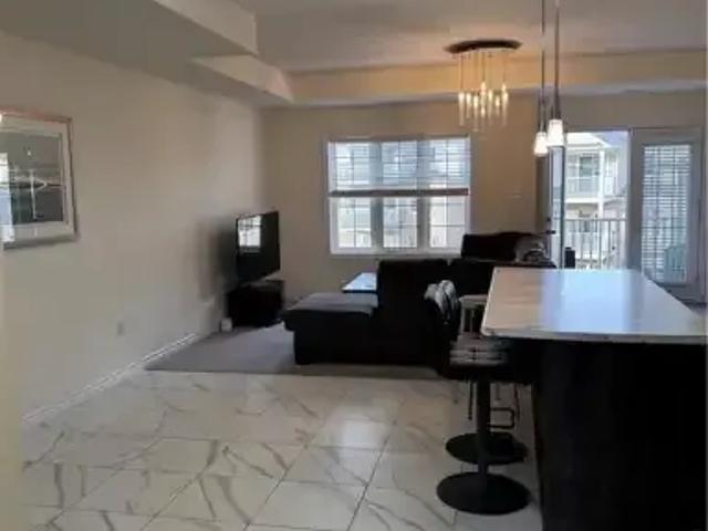 For Rent 3 Bedroom Townhouse Kitchener ON DLS102204217