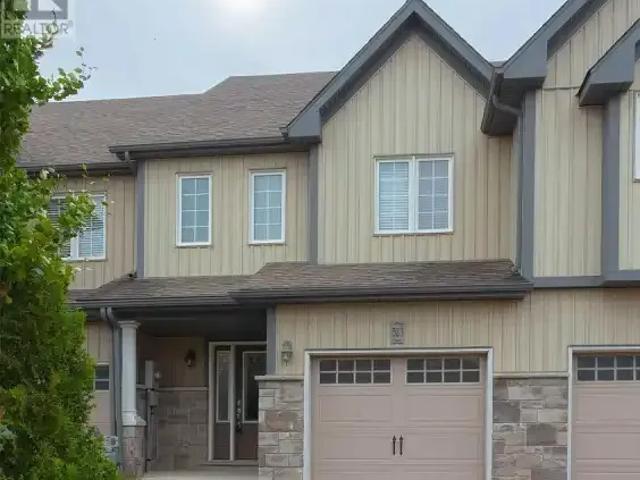 For Rent 3 Bedroom Townhouse Kitchener ON DS102915242