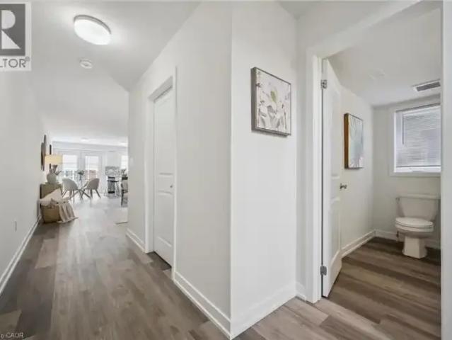 For Rent 3 Bedroom Townhouse Kitchener ON DS103091663