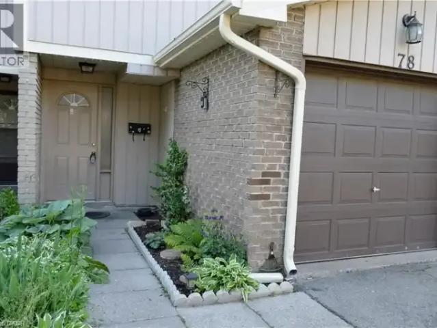 For Rent 3 Bedroom Townhouse Kitchener ON DS104000209