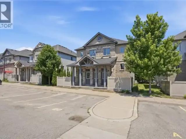 For Rent 3 Bedroom Townhouse Kitchener ON DS104142781