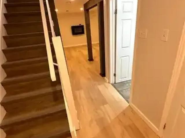 For Rent 3 Bedroom Townhouse Kitchener ON DS105088040