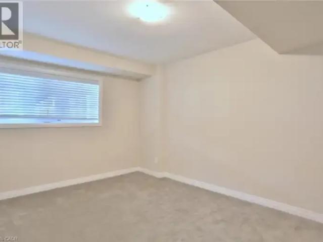 For Rent 3 Bedroom Townhouse Kitchener ON DS105198728