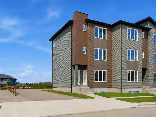 For Rent 3 Bedroom Townhouse Leduc AB DS104182808