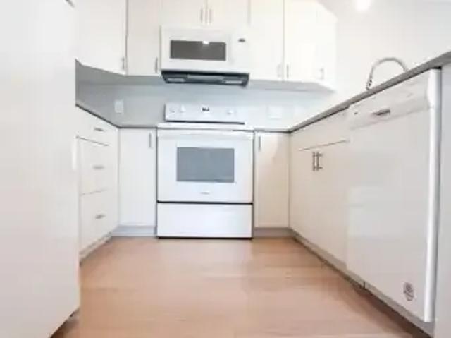 For Rent 3 Bedroom Townhouse Regina SK DLS99070391