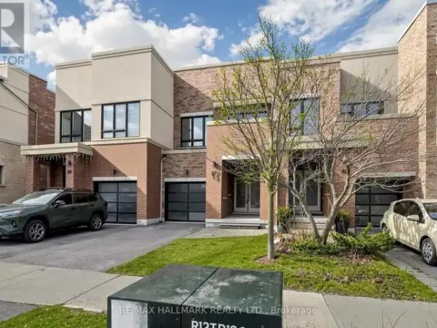 For Rent 3 Bedroom Townhouse Richmond Hill ON DS101910385
