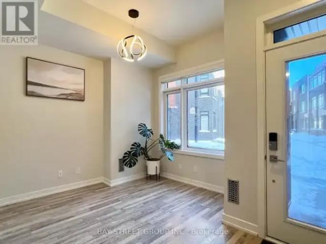 For Rent 3 Bedroom Townhouse Richmond Hill ON DS103487615