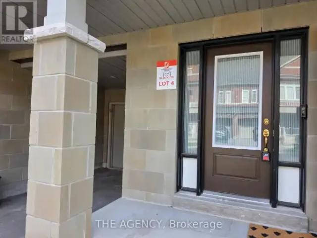For Rent 3 Bedroom Townhouse Richmond Hill ON DS103179245