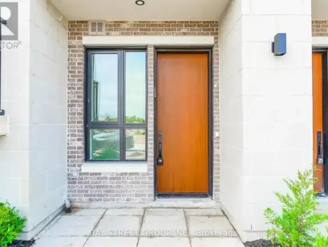 For Rent 3 Bedroom Townhouse Richmond Hill ON DS104535586