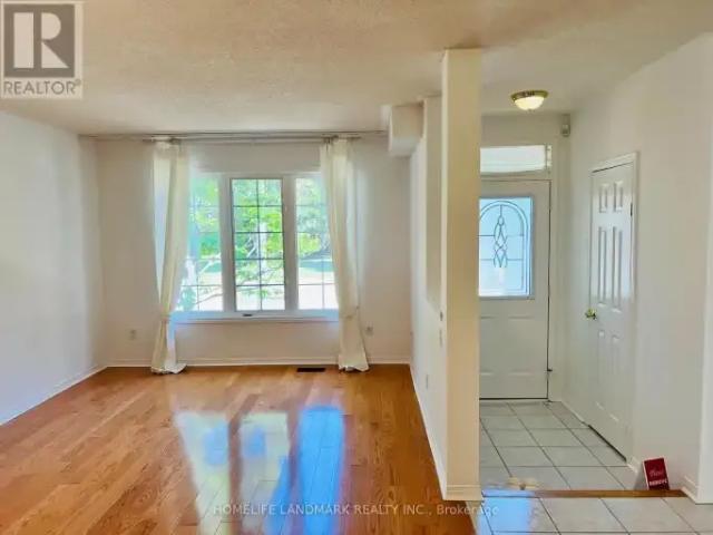 For Rent 3 Bedroom Townhouse Richmond Hill ON DS104864185