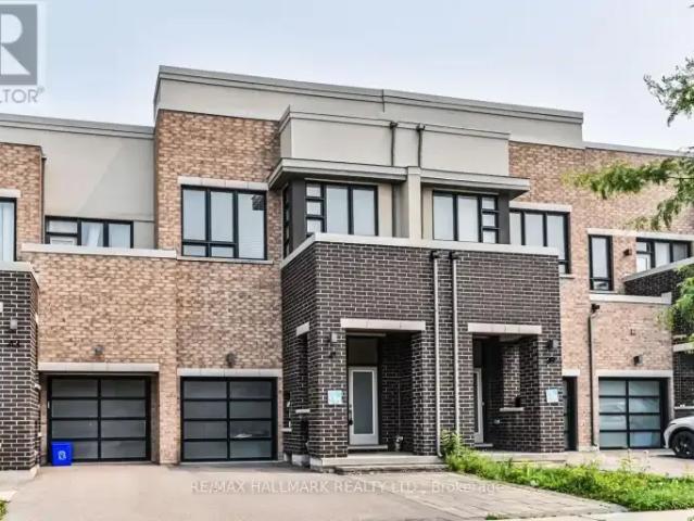 For Rent 3 Bedroom Townhouse Richmond Hill ON DS105226676