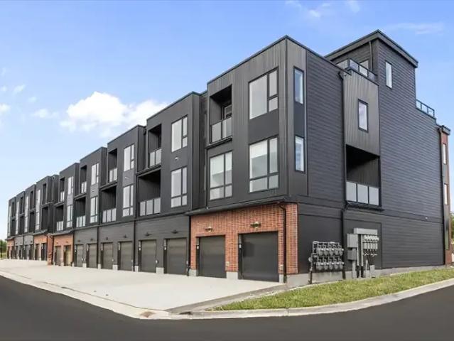 For Rent 3 Bedroom Townhouse St. Albert AB DS92741426