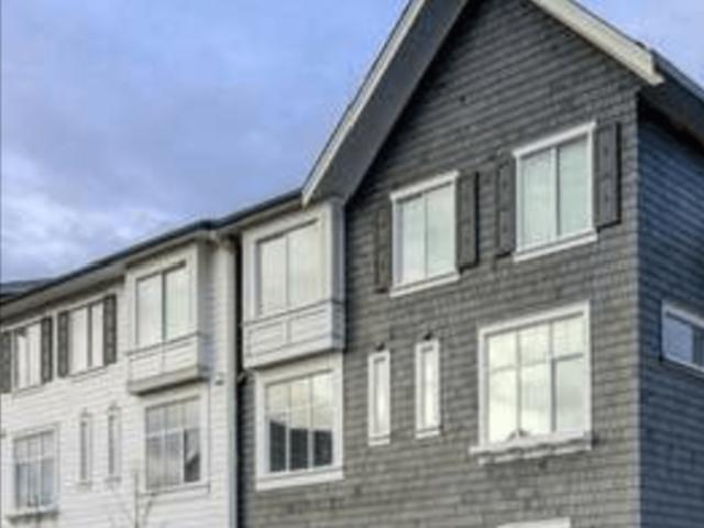 For Rent 3 Bedroom Townhouse Surrey BC DLS102950841